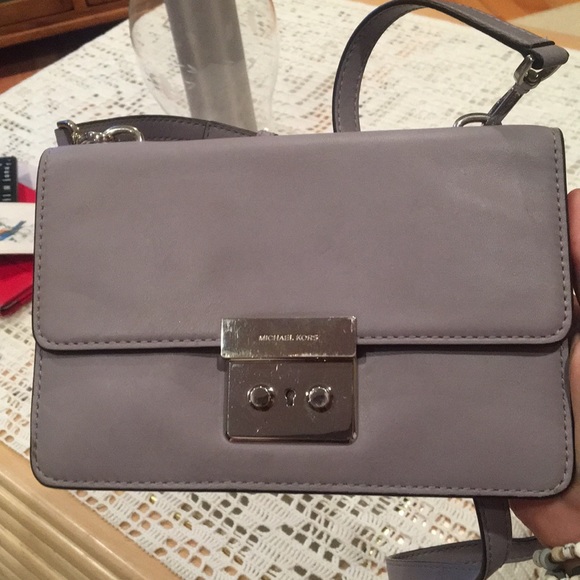 Michael Kors -Sloan Leather Purple Latch Crossbody - Picture 4 of 5